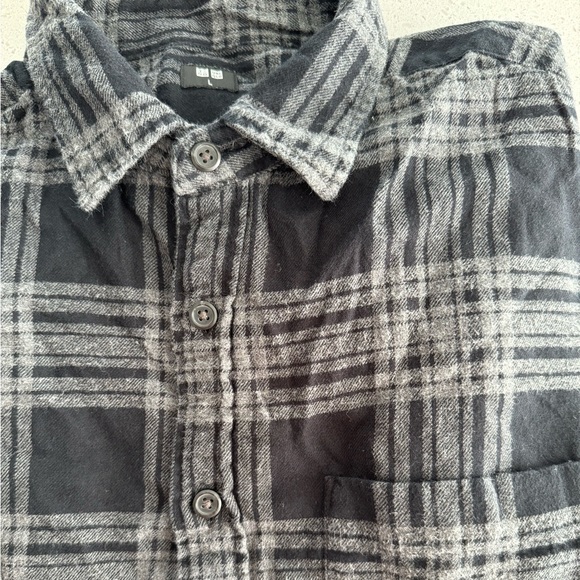 Men’s Uniqlo Flannel Shirt - L - Picture 3 of 3